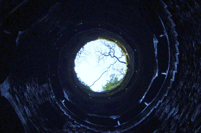 Looking at the sky from the bottom of a well
