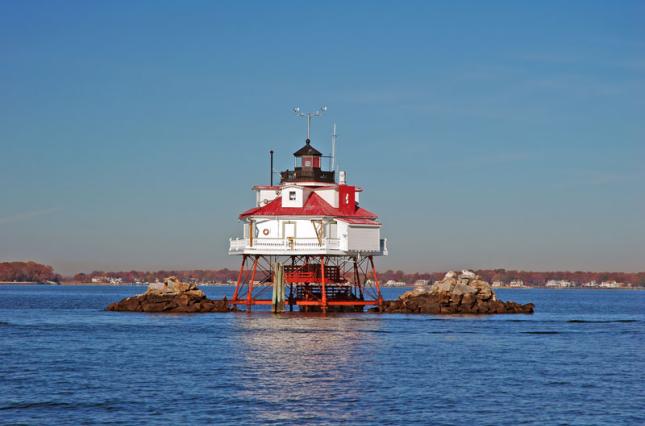 Thomas Point Light. Photo credit: Albert Barr / Shutterstock