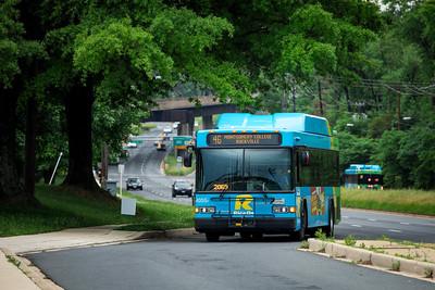 A Montgomery County Ride On bus by Aimee Custis Photography, licensed under Creative Commons.