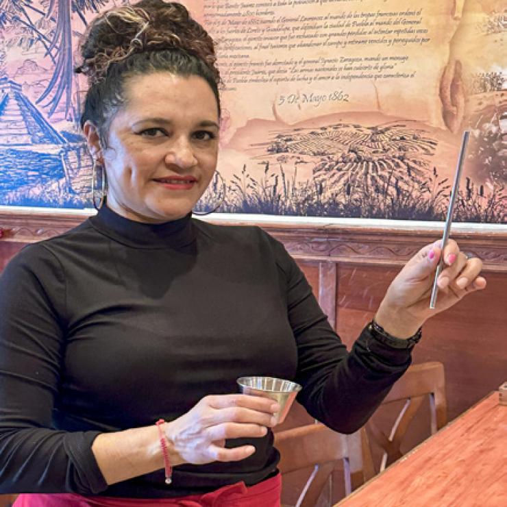 Samara, Parra’s Employee