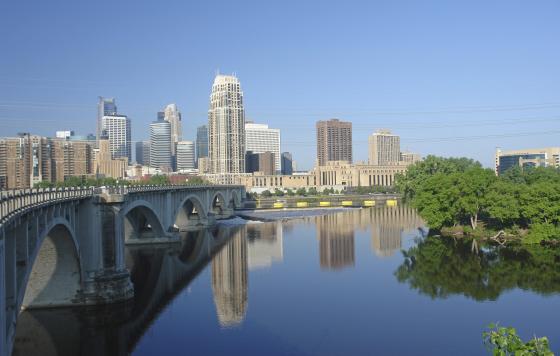 MInneapolis skyline, photo: istock, stevieg999 