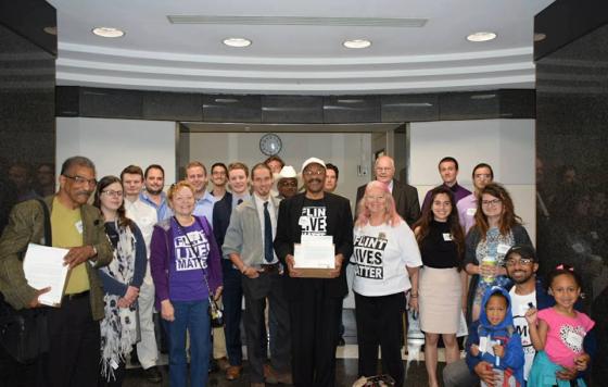 Clean Water Activists and Michigan Faith in Action deliver letters to State House lawmakers and a sign on letter to Gov. Snyder and Speaker Cotter